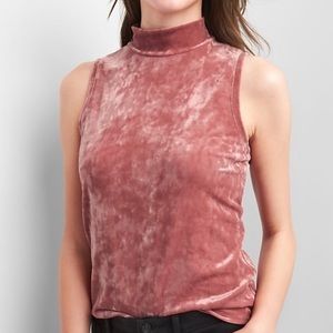🔥SALE🔥 GAP Velvet Mock Neck
